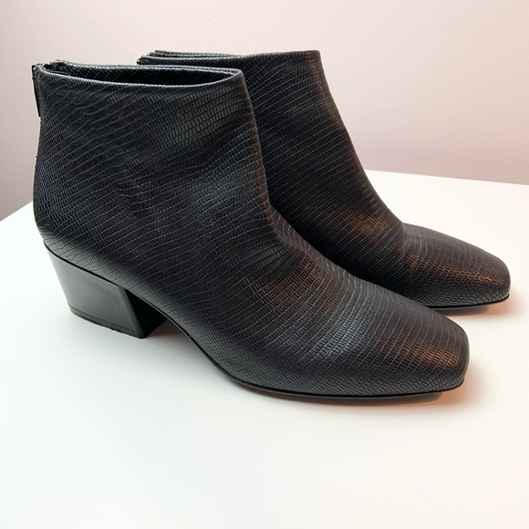 Sesto Meucci Reptilian Leather Zippered Booties - Picture 2 of 6